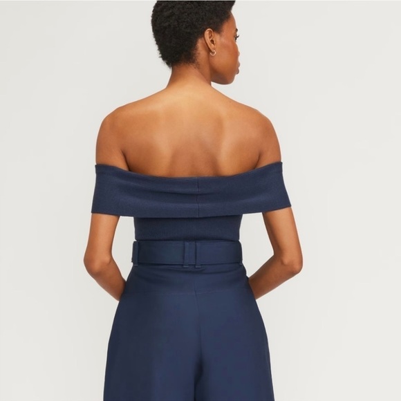 EVERLANE Ribbed Cotton Off The Shoulder Top In Navy Blue - Picture 3 of 5
